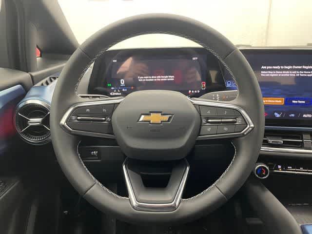 New 2026 Chevrolet Equinox EV LT AWD/4WD image 11