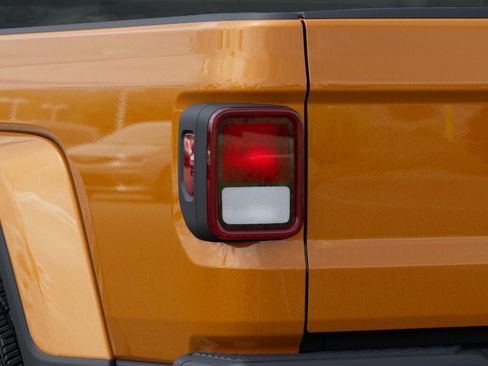 New 2026 Jeep Gladiator Sport AWD/4WD image 36