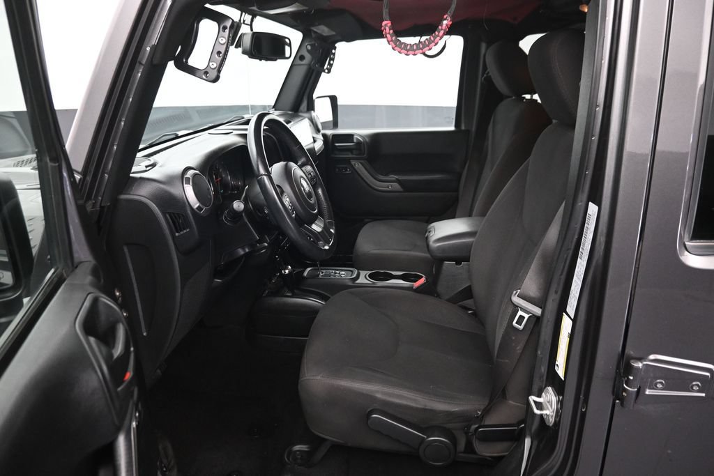 Used 2017 Jeep Wrangler Unlimited Sport w/ Quick Order Package 24S AWD/4WD image 9