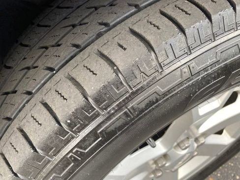 Used 2016 GMC Acadia SLE image 24