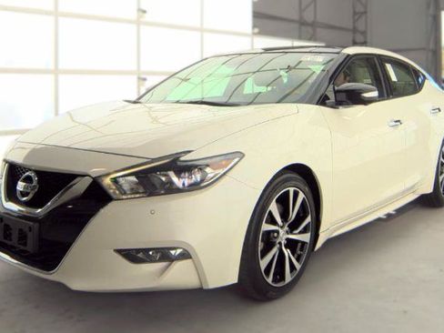 Used 2018 Nissan Maxima Platinum FWD image 2