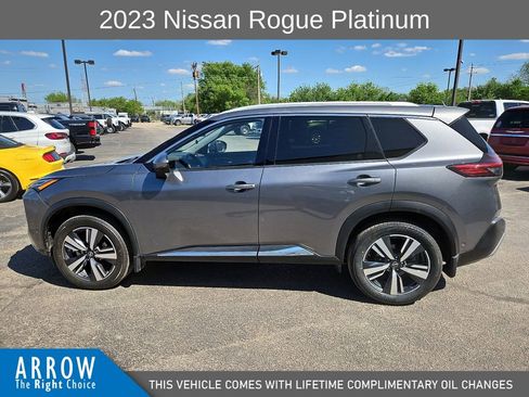Used 2023 Nissan Rogue Platinum w/ Platinum Premium Package FWD image 7