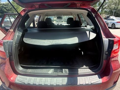 Used 2017 Subaru Outback 2.5i AWD/4WD image 11