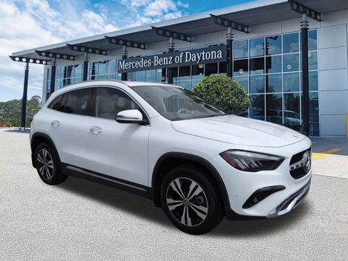 Certified 2024 Mercedes-Benz GLA 250 4MATIC image 2