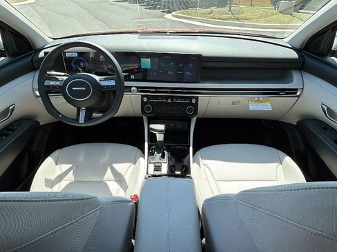 New 2026 Hyundai Tucson SEL image 24