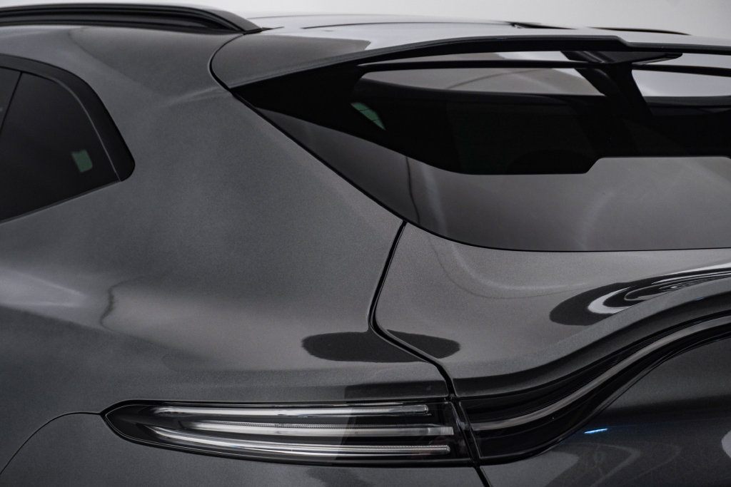 Used 2026 Aston Martin DBX 707 AWD/4WD image 13