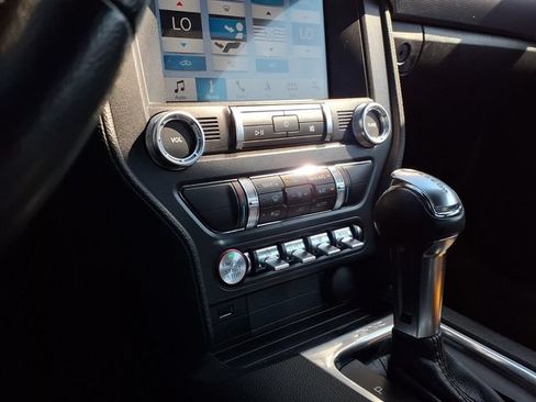 Used 2019 Ford Mustang Coupe w/ Equipment Group 101A RWD image 8