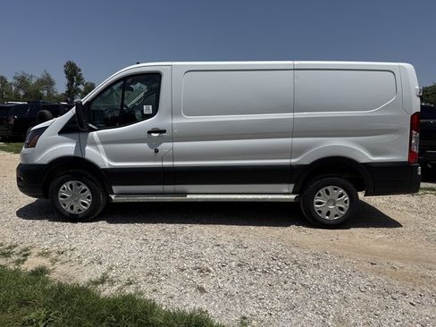 Used 2025 Ford Transit 250 Low Roof w/ Exterior Upgrade Package RWD image 3