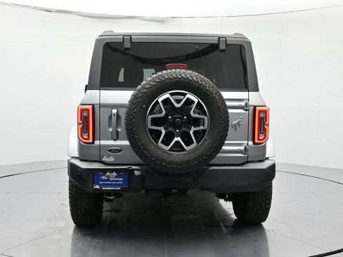 Used 2023 Ford Bronco Outer Banks image 6