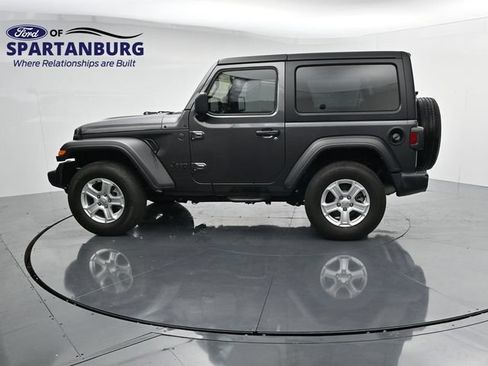 Used 2023 Jeep Wrangler Sport AWD/4WD image 4