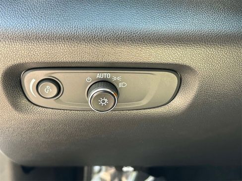 Used 2022 Chevrolet Traverse RS w/ LPO, Floor Liner Package image 28