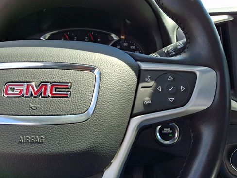 Used 2022 GMC Terrain SLT w/ Infotainment Package II AWD/4WD image 24