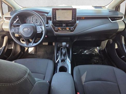 Used 2021 Toyota Corolla LE FWD image 16