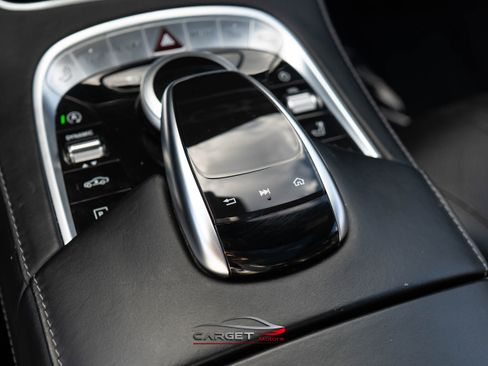 Used 2019 Mercedes-Benz S 560 4MATIC Sedan w/ Premium Package image 41