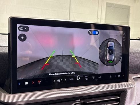 New 2026 Ford Explorer ST-Line w/ ST-Line Street Pack image 32