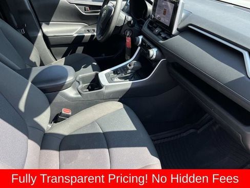 Used 2023 Toyota RAV4 LE AWD/4WD image 22