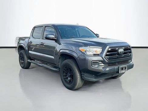 Used 2019 Toyota Tacoma SR w/ SR Convenience Package image 3