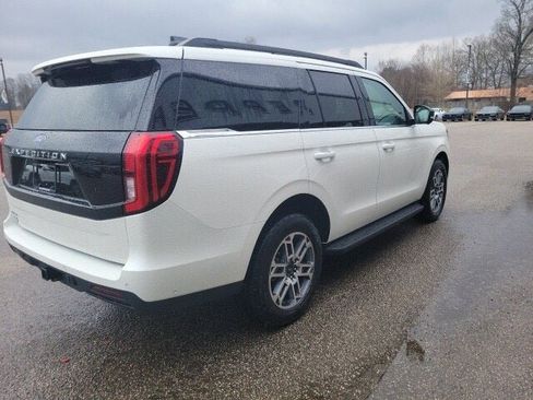 New 2025 Ford Expedition Active image 36