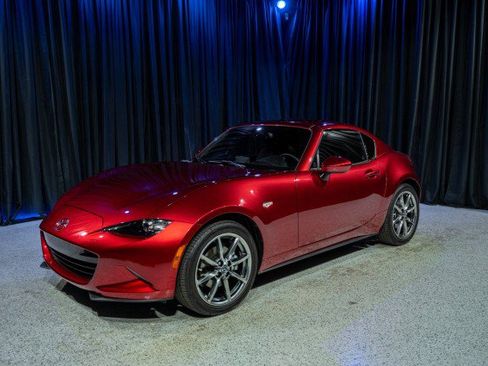 Used 2023 MAZDA MX-5 Miata Grand Touring RWD image 1