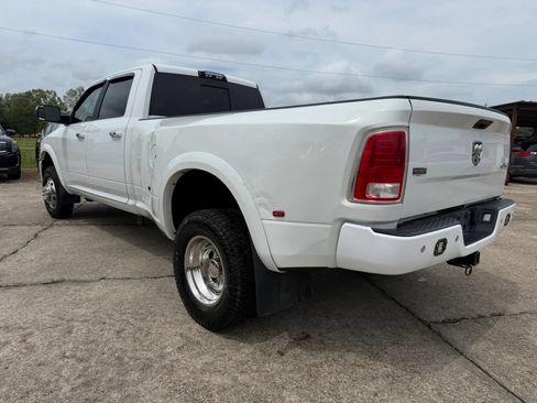 Used 2018 RAM 3500 Laramie AWD/4WD image 3
