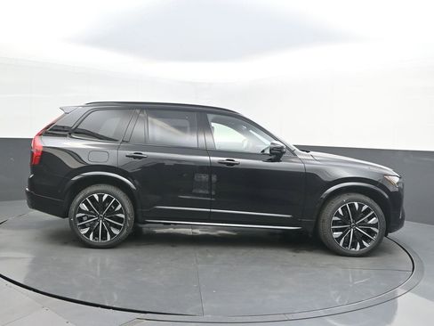 New 2026 Volvo XC90 B6 Ultra w/ Lounge Package AWD/4WD image 8
