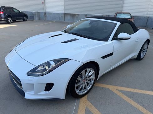Used 2015 Jaguar F-TYPE Convertible RWD image 19