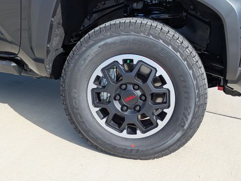 New 2026 Toyota Tacoma TRD Off-Road image 9