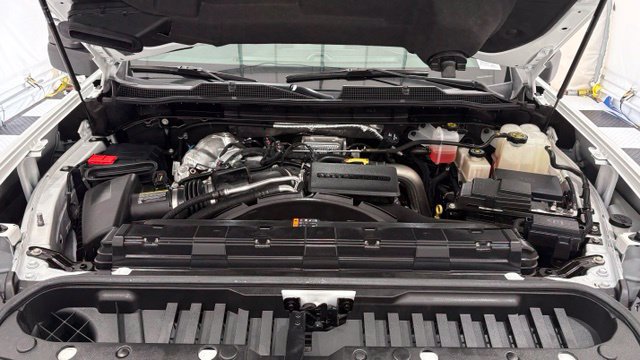 Used 2023 Chevrolet Silverado 3500 High Country w/ Z71 Off-Road Package AWD/4WD image 9