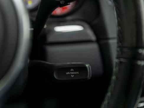 Used 2016 Porsche 911 Turbo image 96