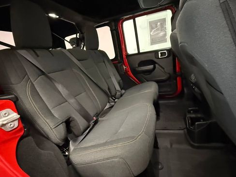 Used 2024 Jeep Wrangler Sport S image 21