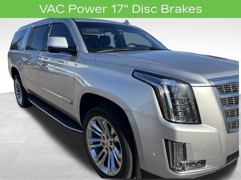 Certified 2020 Cadillac Escalade ESV Premium Luxury w/ LPO, Radiant Package AWD/4WD image 13