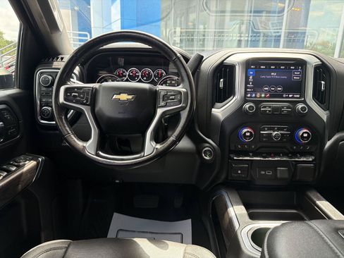 Used 2022 Chevrolet Silverado 2500 LTZ AWD/4WD image 17