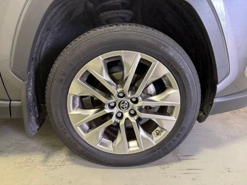 Used 2019 Toyota RAV4 XLE Premium w/ All Weather Liner Package AWD/4WD image 29