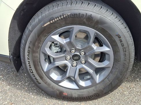 New 2025 Ford Maverick XLT w/ XLT Luxury Package image 4