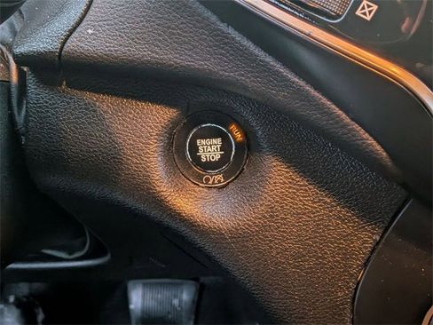 Certified 2020 Jeep Cherokee Limited image 23