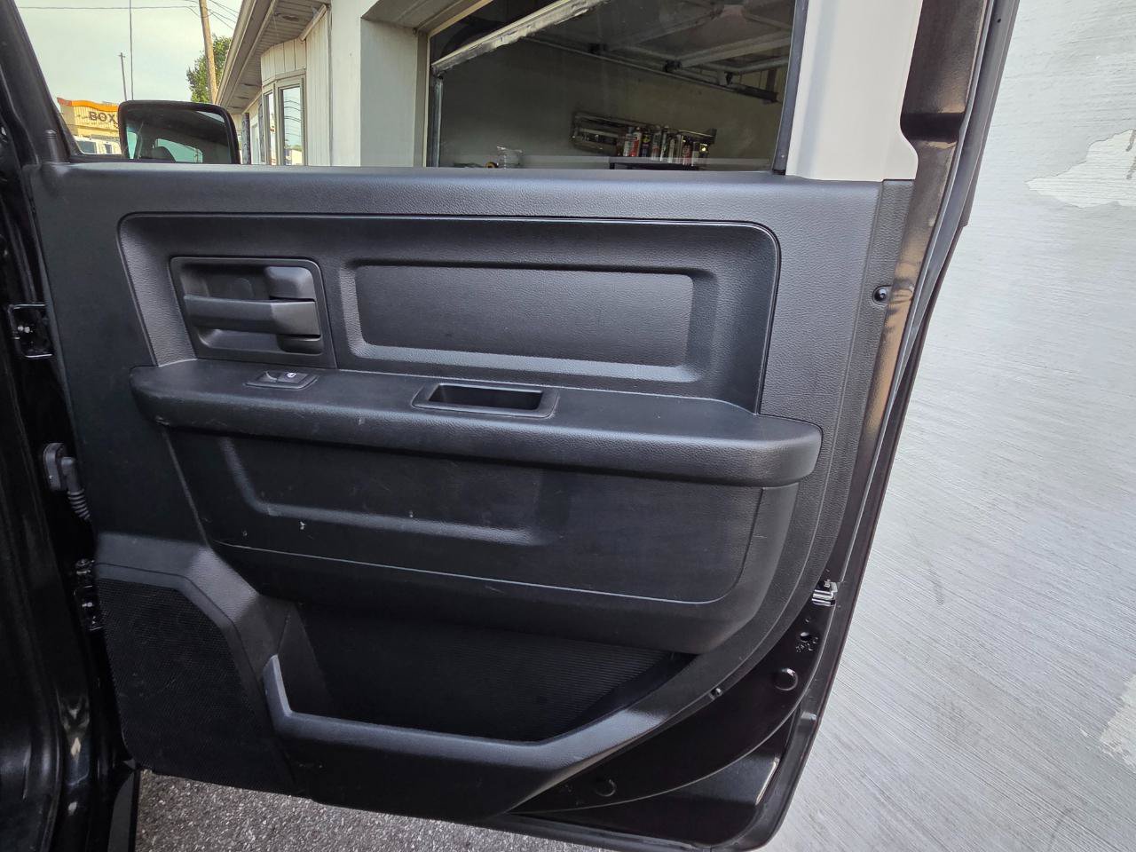 Used 2016 RAM 1500 Tradesman w/ Popular Equipment Group AWD/4WD image 24