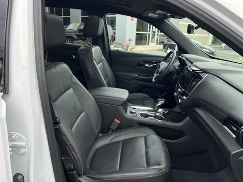 Used 2023 Chevrolet Traverse RS AWD/4WD image 27