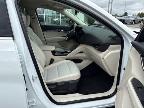 Used 2023 Buick Envision Preferred image 29