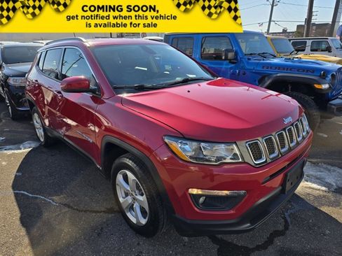 Used 2018 Jeep Compass Latitude w/ Popular Equipment Group image 1