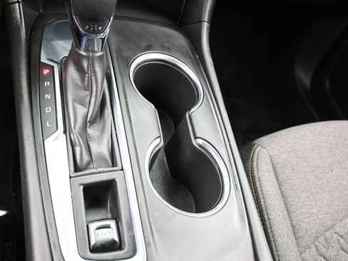 Used 2023 Chevrolet Equinox LT image 26