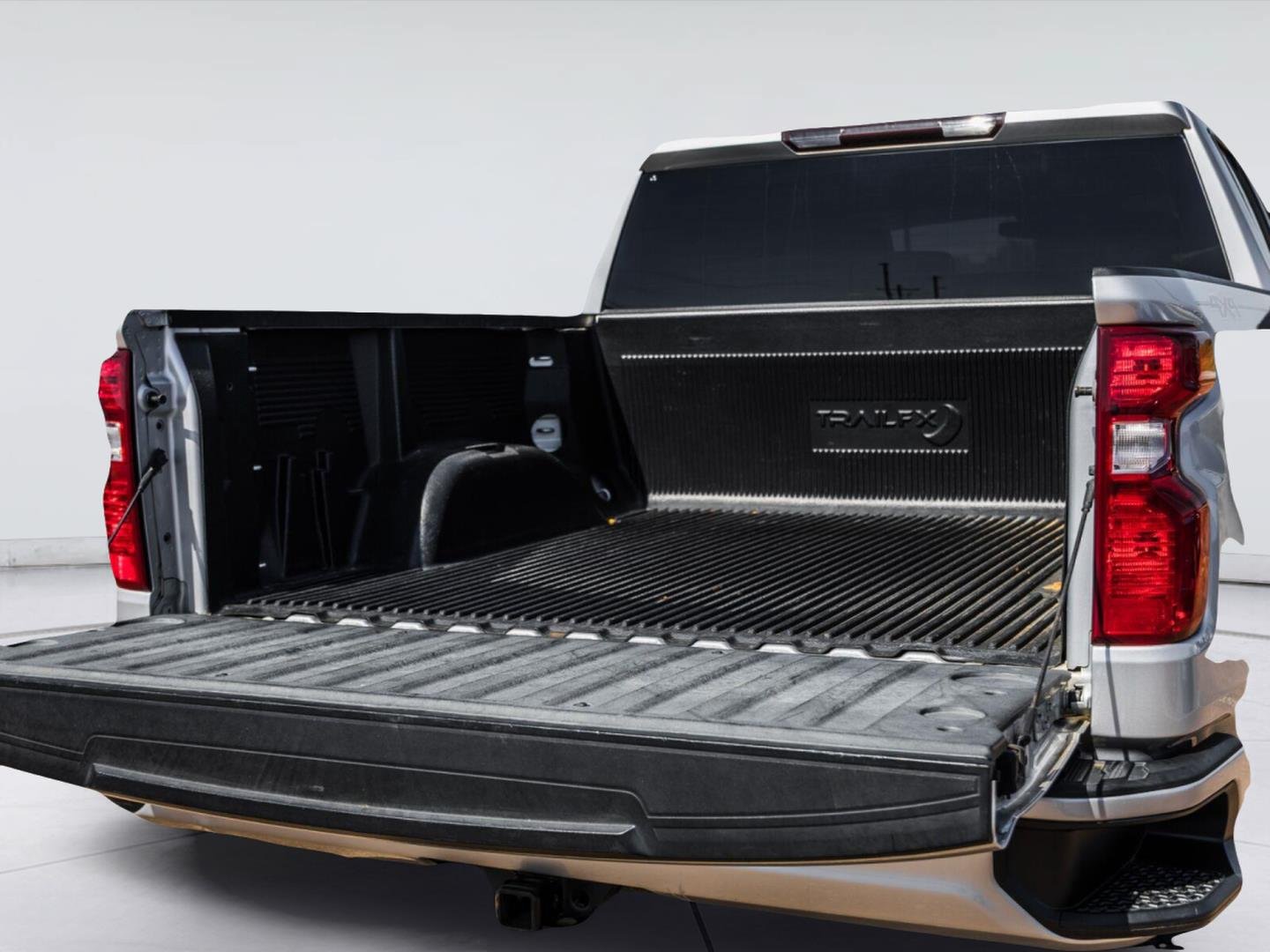 Used 2022 Chevrolet Silverado 1500 Custom AWD/4WD image 11