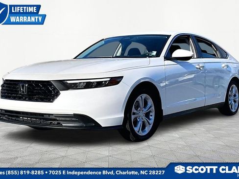 Used 2025 Honda Accord LX image 3