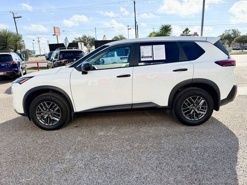 Certified 2023 Nissan Rogue S image 4