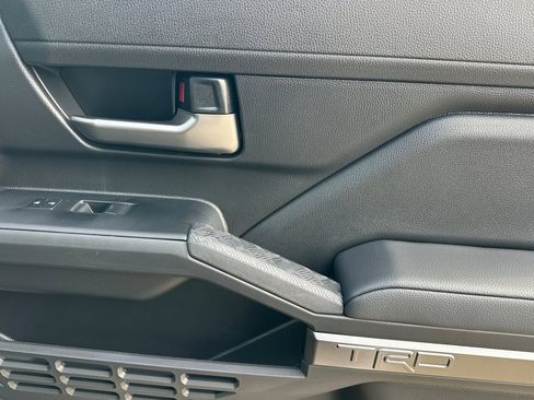 New 2025 Toyota Tacoma TRD Off-Road image 19