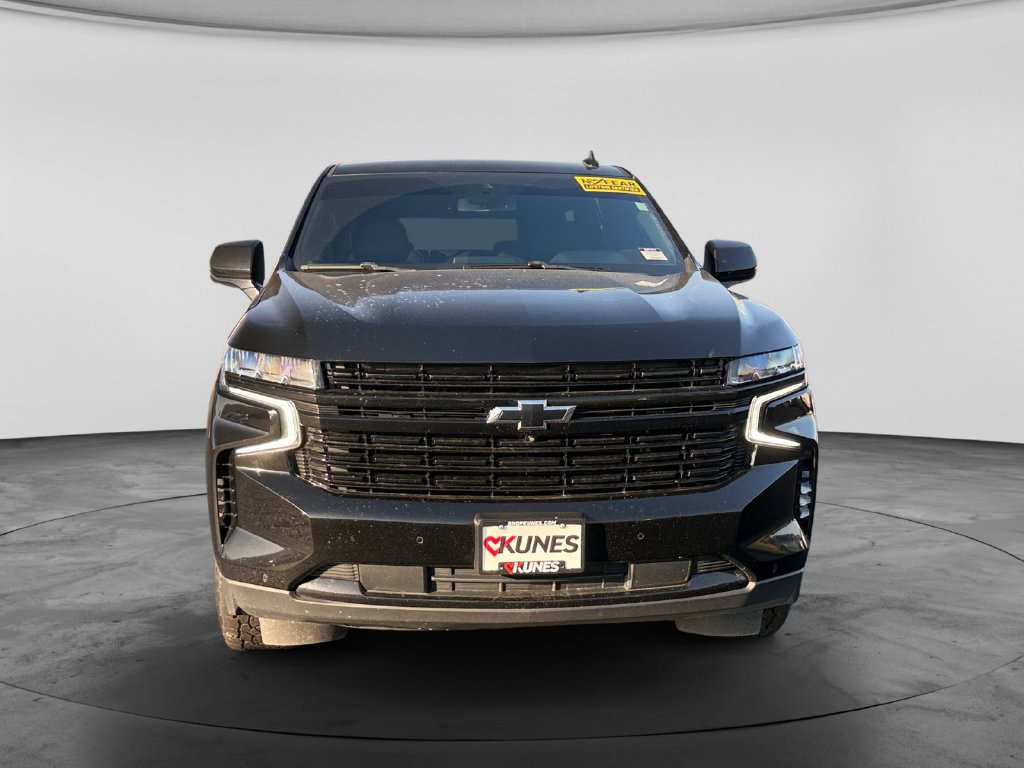 Used 2024 Chevrolet Tahoe RST w/ RST Performance Edition AWD/4WD image 3