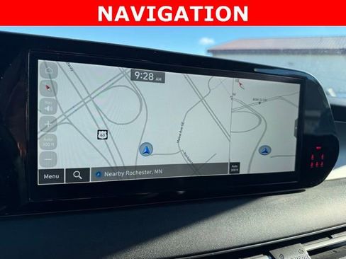 Used 2024 Hyundai Palisade SEL image 3