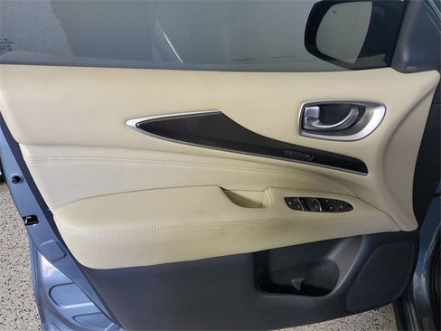 Used 2017 INFINITI QX60 FWD w/ Premium Plus Package image 18