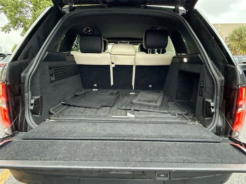 Used 2022 Land Rover Range Rover P525 Westminster Edition image 30