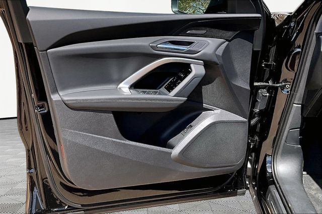 New 2026 Audi Q5 Premium Plus AWD/4WD image 18