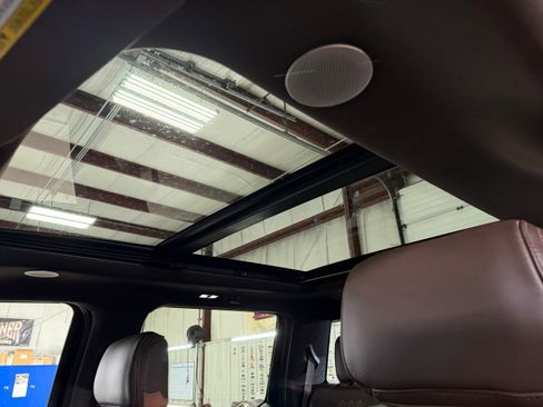 Used 2024 Ford F350 King Ranch w/ Chrome Package AWD/4WD image 33